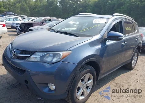 2013 Toyota Rav4 Xle z USA, uszkodzony, nr VIN JTMRFREV5DD038613